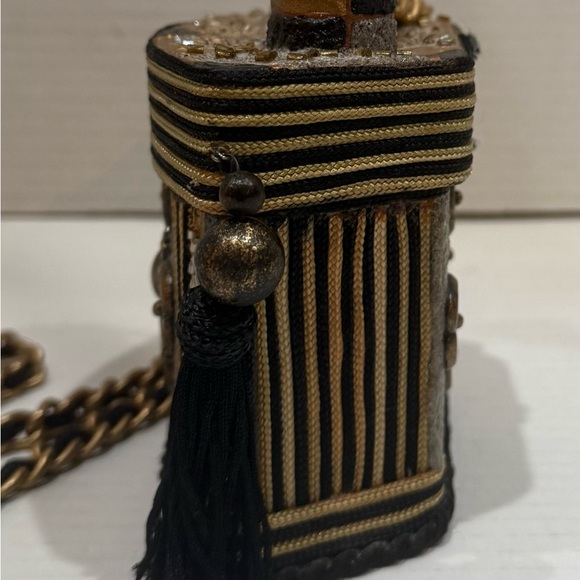 Vintage Mary Frances Handcrafted Box Minaudiere Black Gold Beaded Chain Tassel - Picture 3 of 16